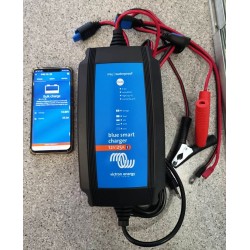Victron Blue Smart Battery Charger - IP65 - 12V 25A - Smart Charger