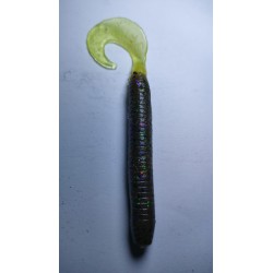 Itty's Secrets Baits G40 Green Pumpkin Special Chartreuse 4"