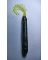 Itty's Secrets Baits G40 Green Pumpkin Special Chartreuse 4in