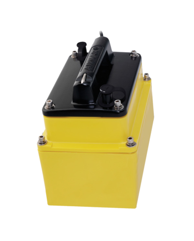 Airmar M265LH In Hull Mount Dual Chirp Transducer & Garmin GSD 25 Advanced Sonar Module Bundle